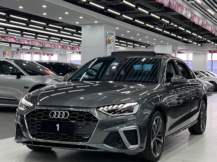 Фото 1 - Audi A4L