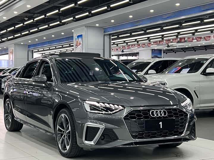 Фото 3 - Audi A4L