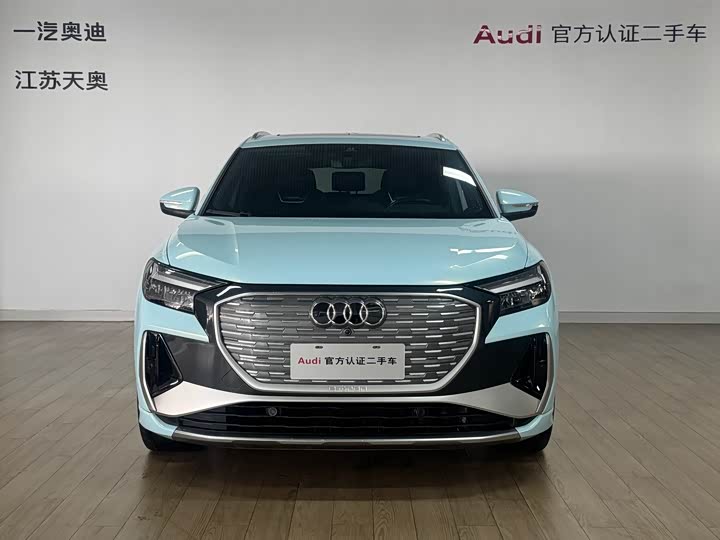 Фото 2 - Audi Q4 e-tron