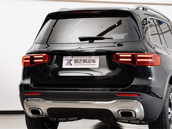 Фото 9 - Mercedes-Benz GLB-Class