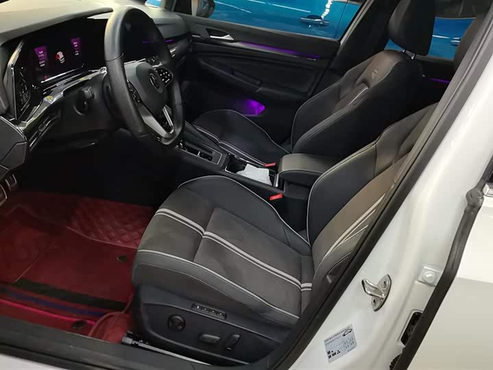 Фото 9 - Volkswagen Golf