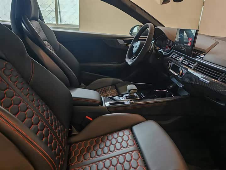 Фото 8 - Audi RS 5