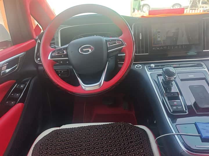 Фото 3 - GAC Trumpchi M8