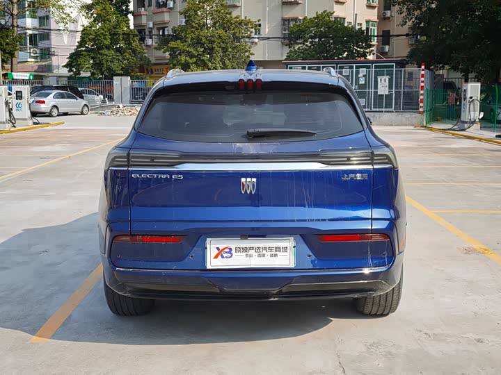 Фото 6 - Buick Electra E5