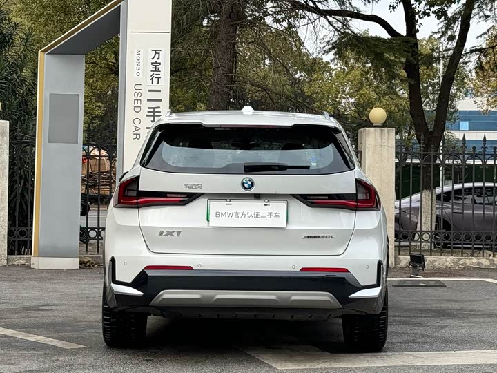 Фото 6 - BMW iX1