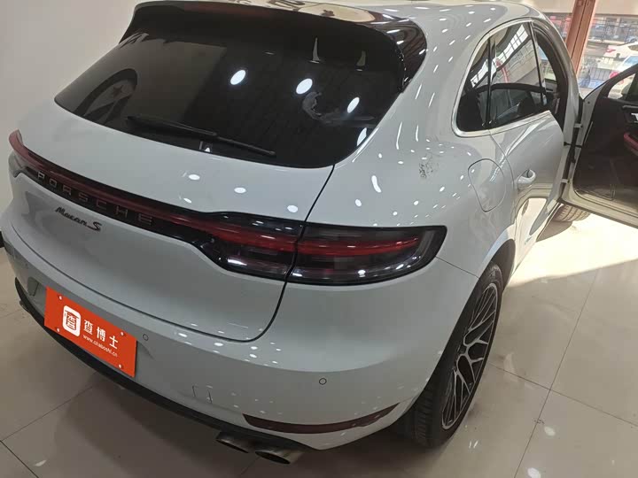 Фото 8 - Porsche Macan