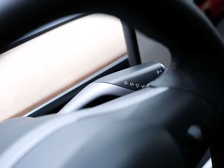 Фото 5 - Tesla Model 3