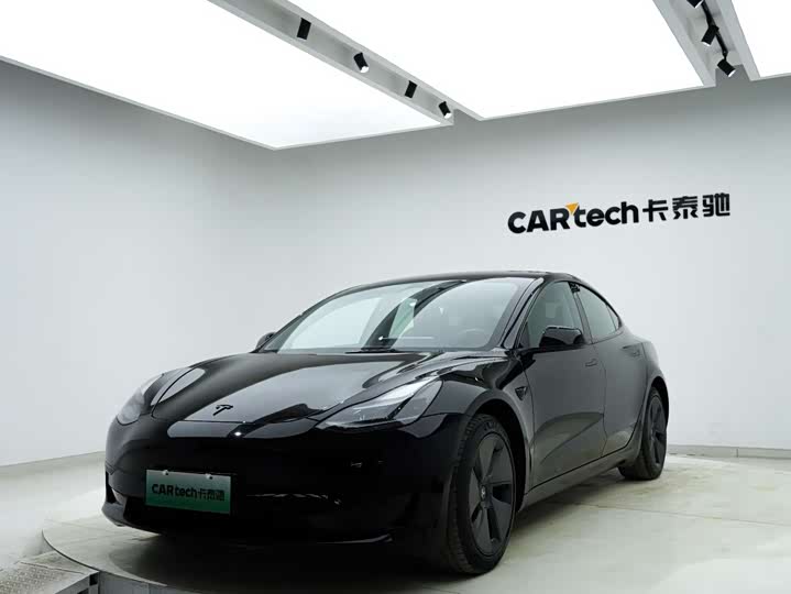 Фото 7 - Tesla Model 3