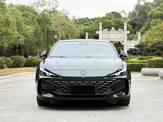 Фото 2 - MG Motor 7