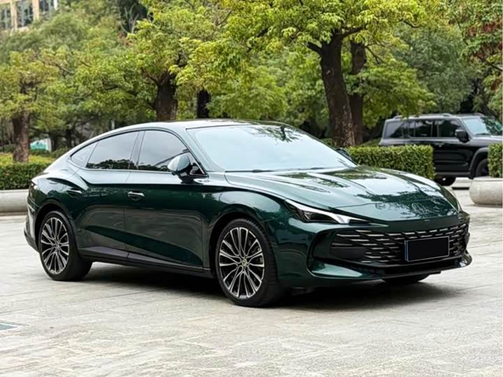 Фото 3 - MG Motor 7