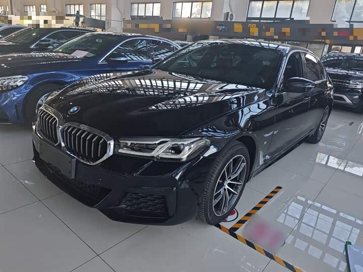 Фото 2 - BMW 5 Series