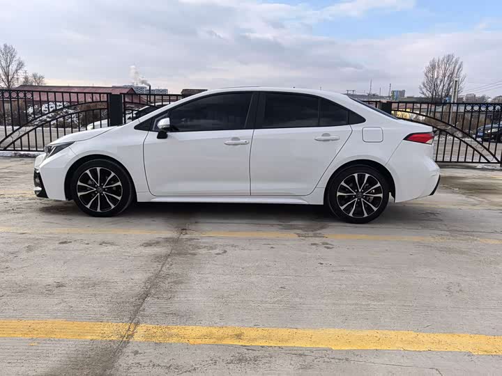 Фото 4 - Toyota Levin