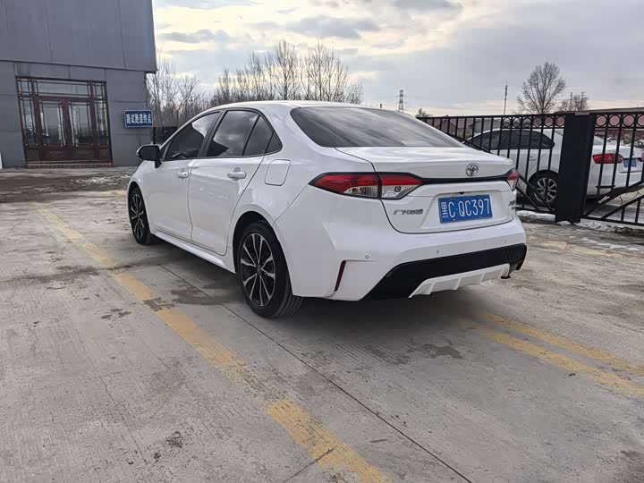 Фото 5 - Toyota Levin