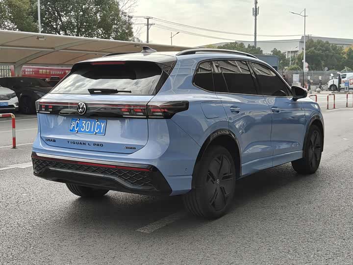 Фото 5 - Volkswagen Tiguan L Pro