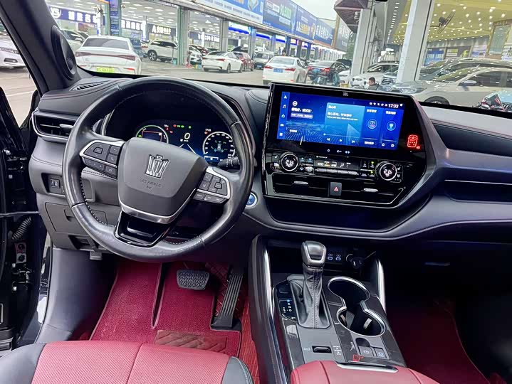 Фото 6 - Toyota Crown Kluger