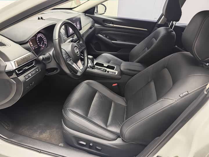 Фото 4 - Nissan Teana