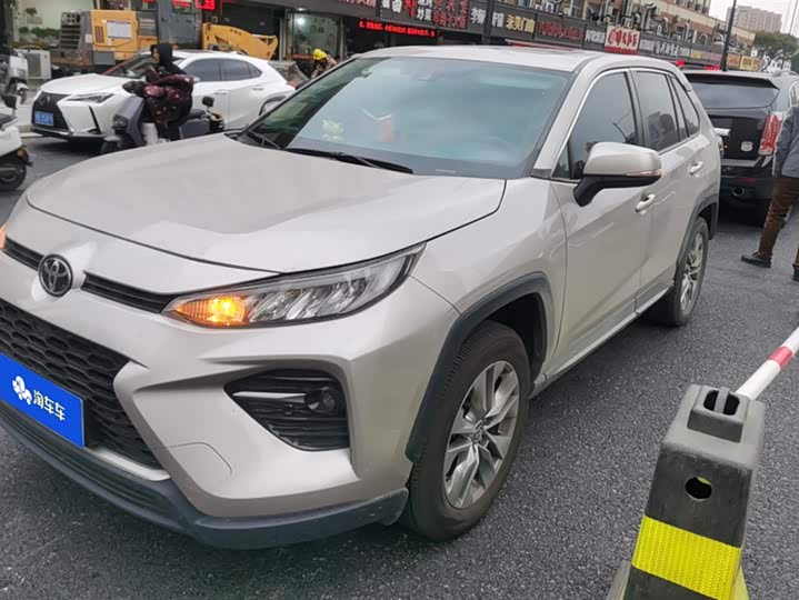 Фото 1 - Toyota Wildlander