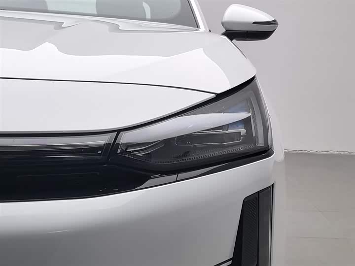 Фото 7 - Geely Galaxy L6