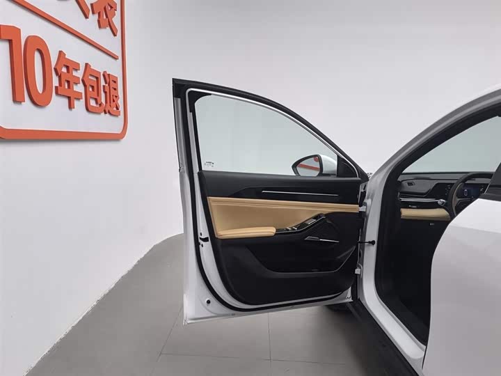 Фото 8 - Geely Galaxy L6