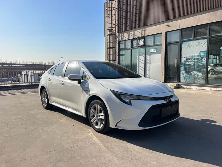 Фото 2 - Toyota Levin