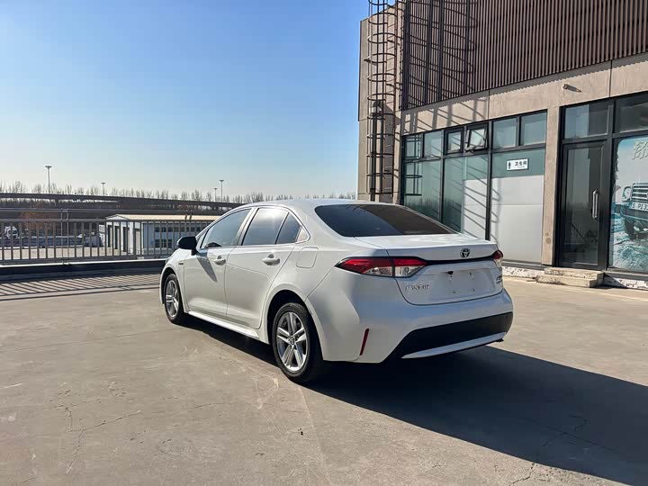 Фото 4 - Toyota Levin