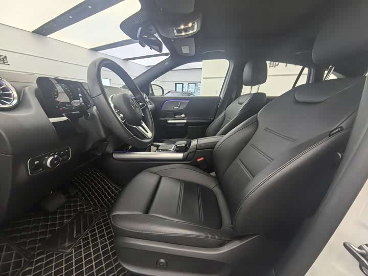 Фото 3 - Mercedes-Benz GLA-Class