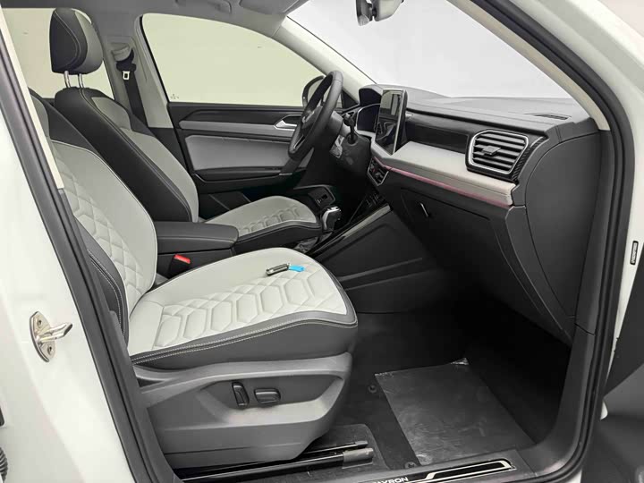 Фото 5 - Volkswagen Tayron