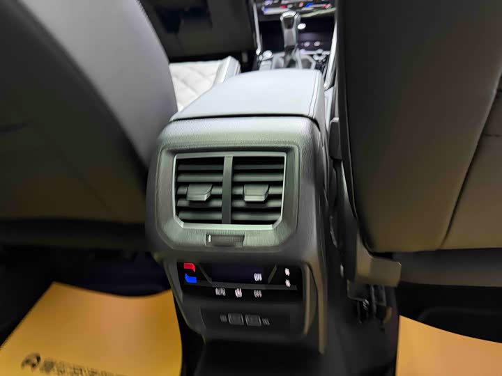 Фото 7 - Volkswagen Tayron