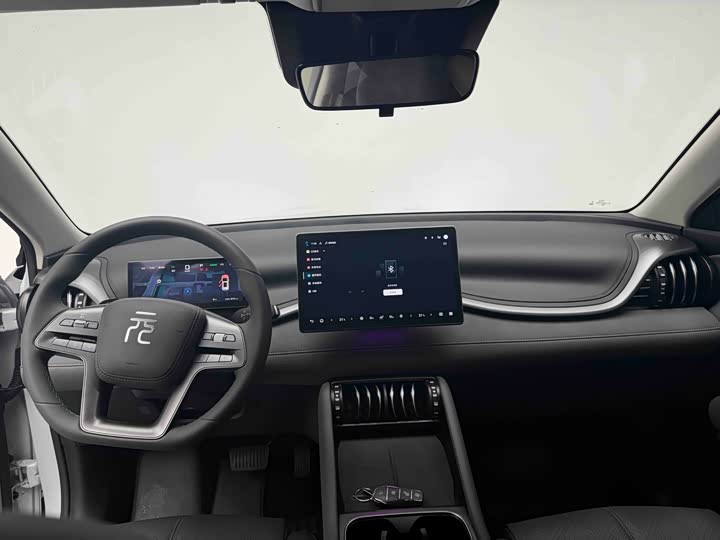 Фото 6 - BYD Yuan Plus