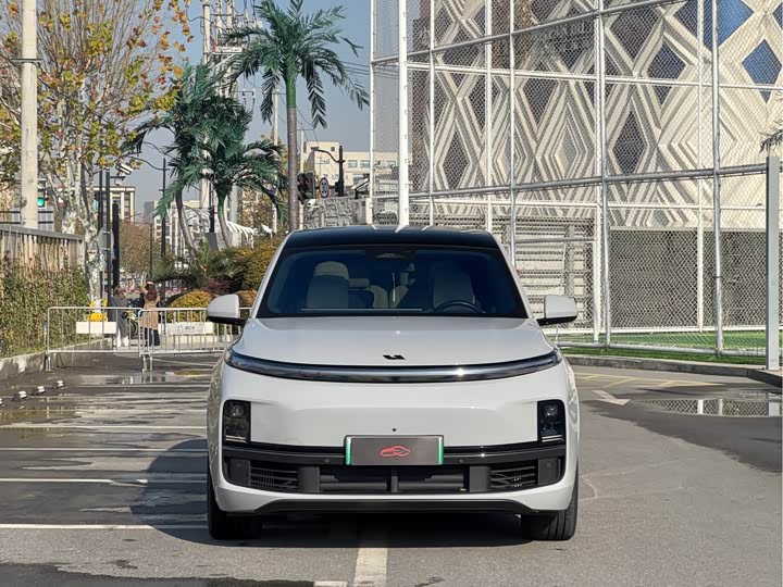 Фото 2 - LiXiang L8