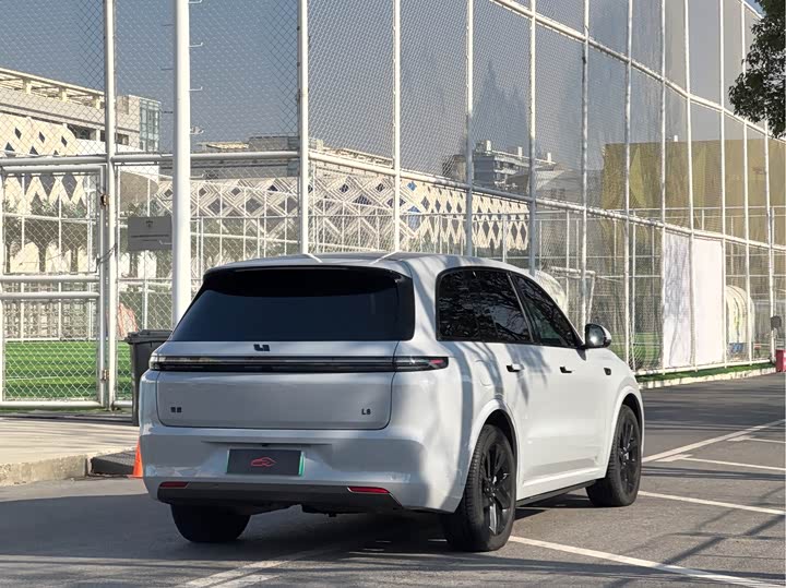 Фото 5 - LiXiang L8