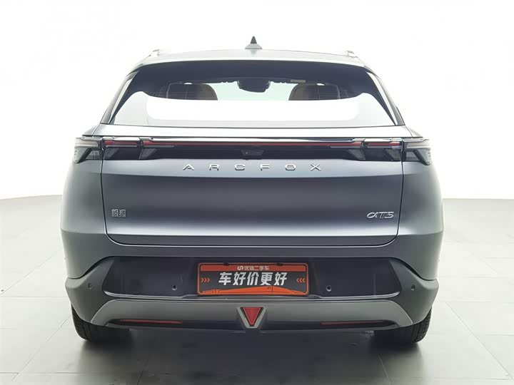 Фото 4 - BAIC Arcfox Alpha T5