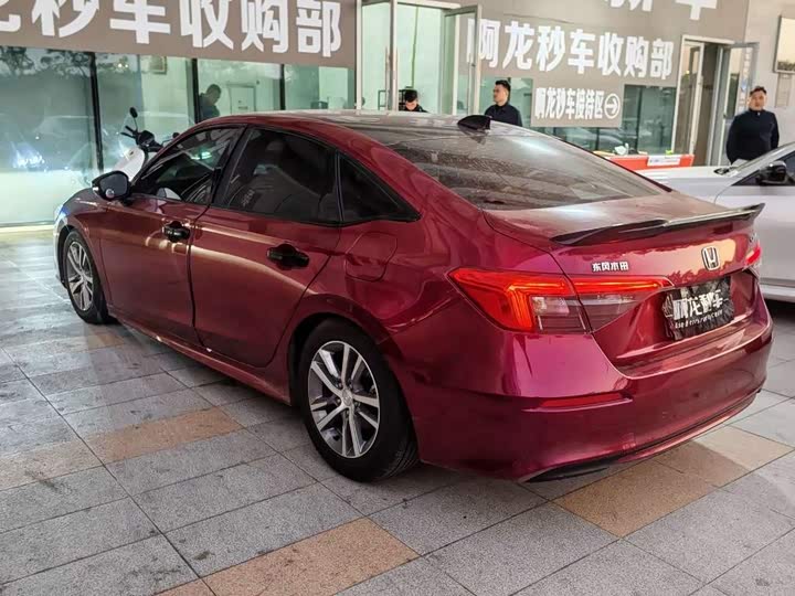 Фото 7 - Honda Civic