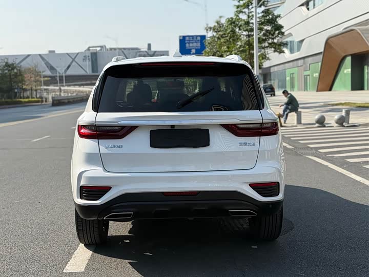Фото 5 - Geely Vision X6