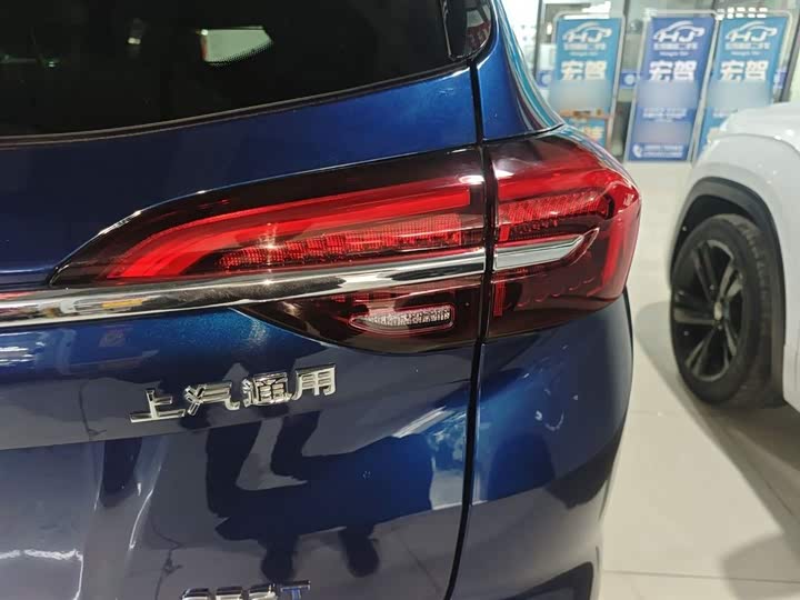 Фото 8 - Buick Envision Plus