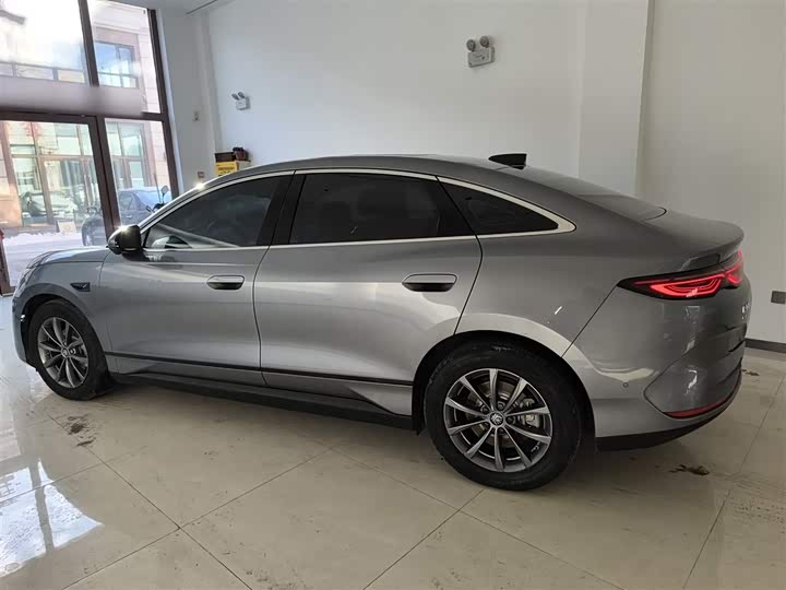 Фото 5 - BYD Qin L