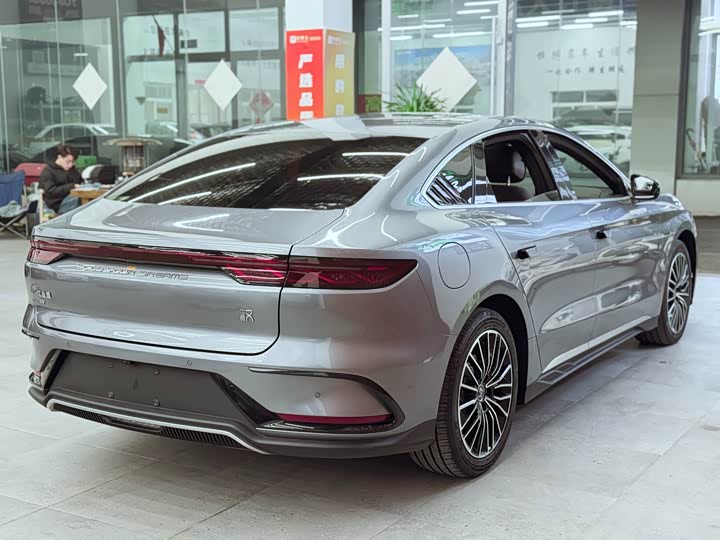 Фото 7 - BYD Han