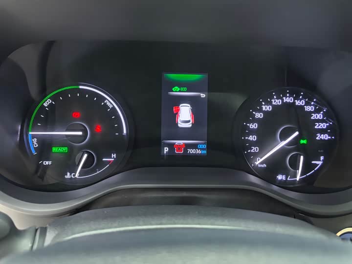 Фото 8 - Toyota Sienna