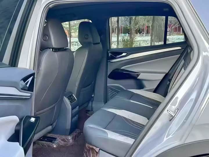 Фото 9 - Volkswagen ID.4 Crozz