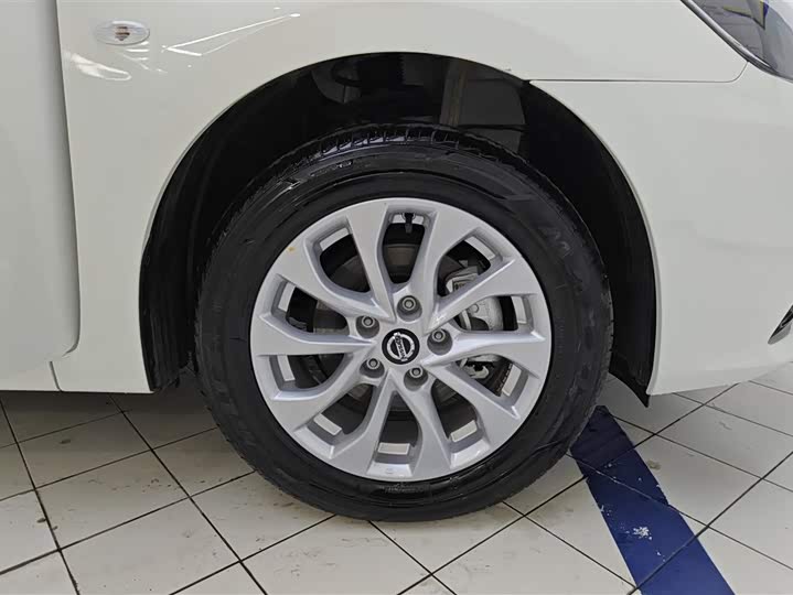 Фото 6 - Nissan Sylphy