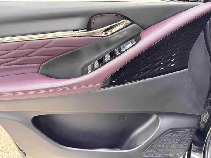 Фото 4 - GAC Trumpchi M8