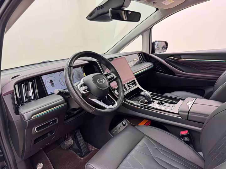 Фото 7 - GAC Trumpchi M8