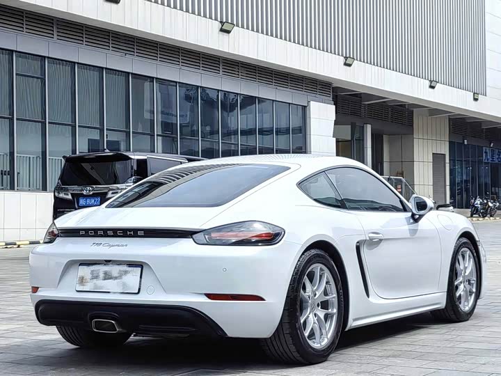 Фото 9 - Porsche 718