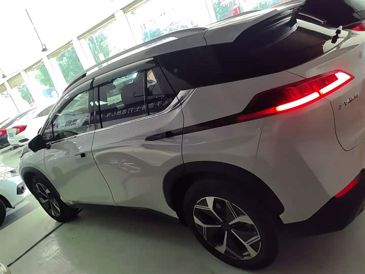 Фото 5 - GAC Aion V