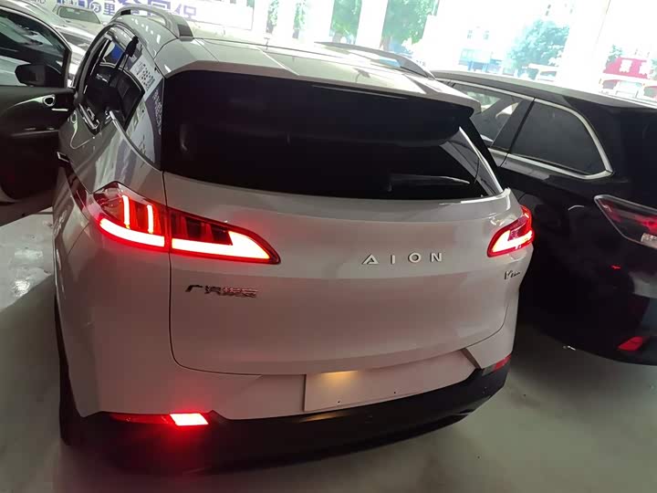 Фото 6 - GAC Aion V