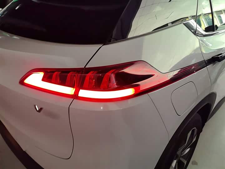 Фото 8 - GAC Aion V