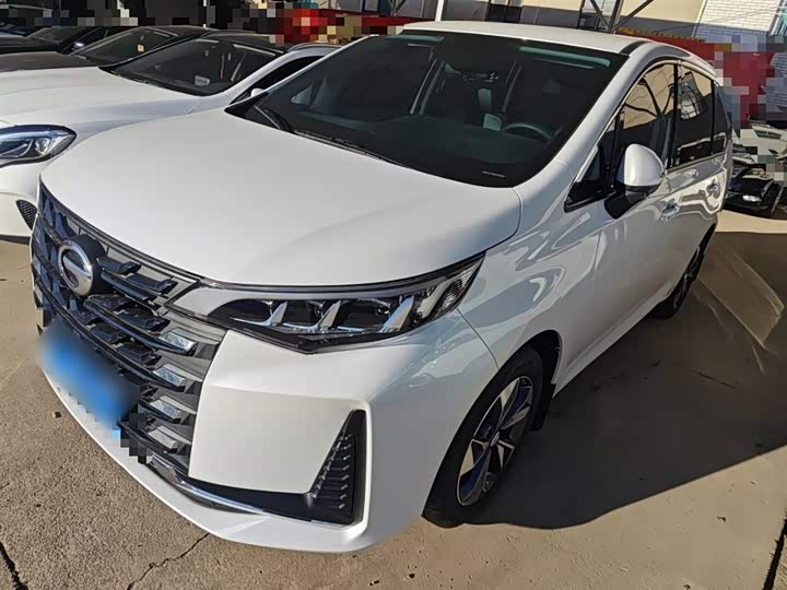 Фото 2 - GAC Trumpchi M6