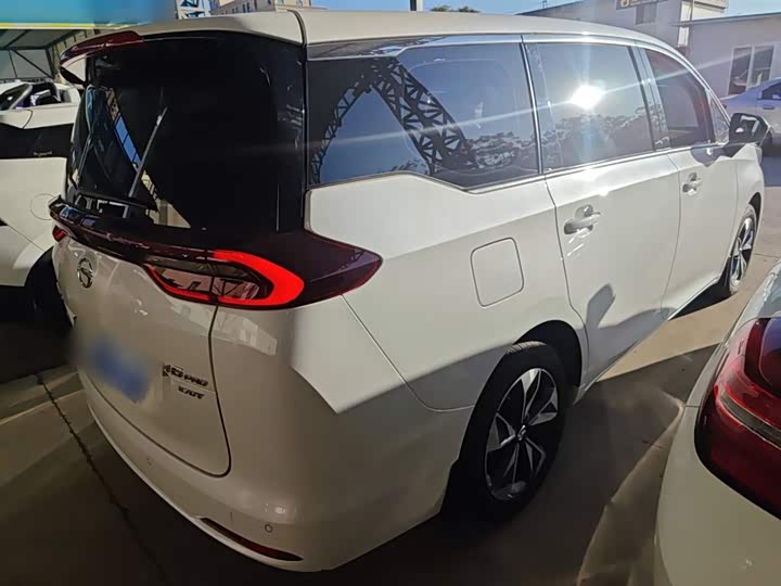 Фото 7 - GAC Trumpchi M6