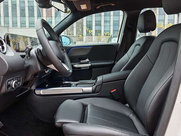 Фото 6 - Mercedes-Benz GLB-Class