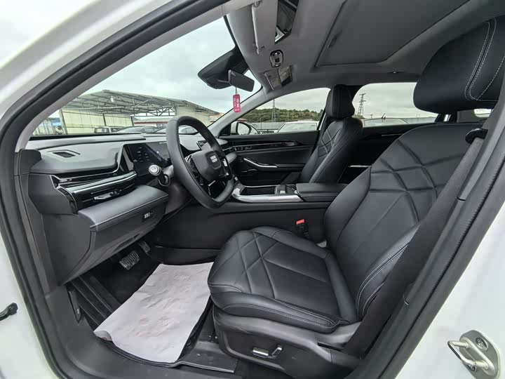 Фото 7 - Geely Galaxy L6